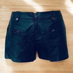 French Connection Leather Faux Mid Rise Black Shorts Small Stretchy